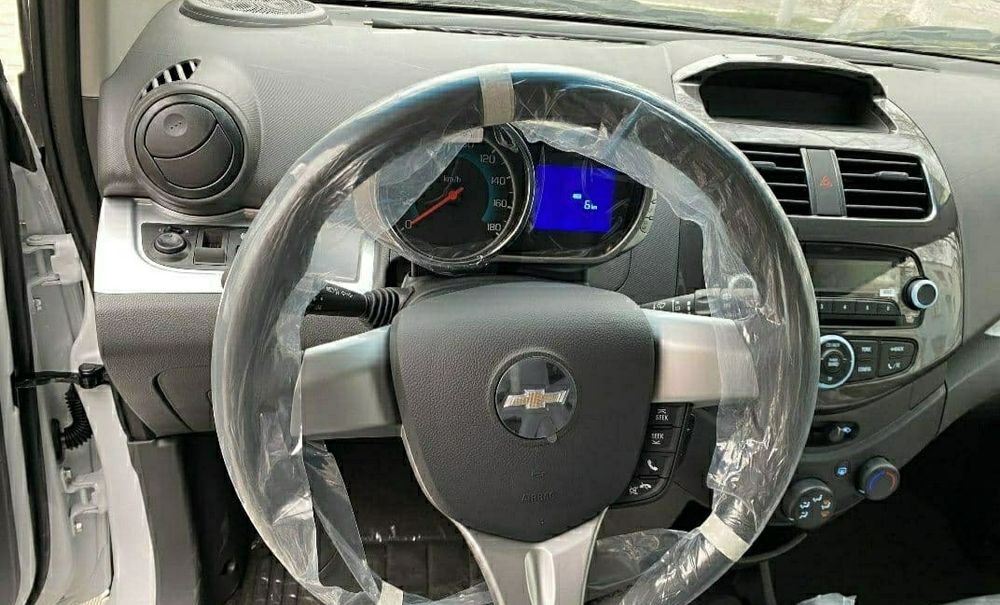 Chevrolet Spark(Спарк) AT TT (Two Tone)