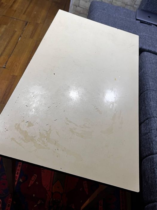 Стол деревянный1