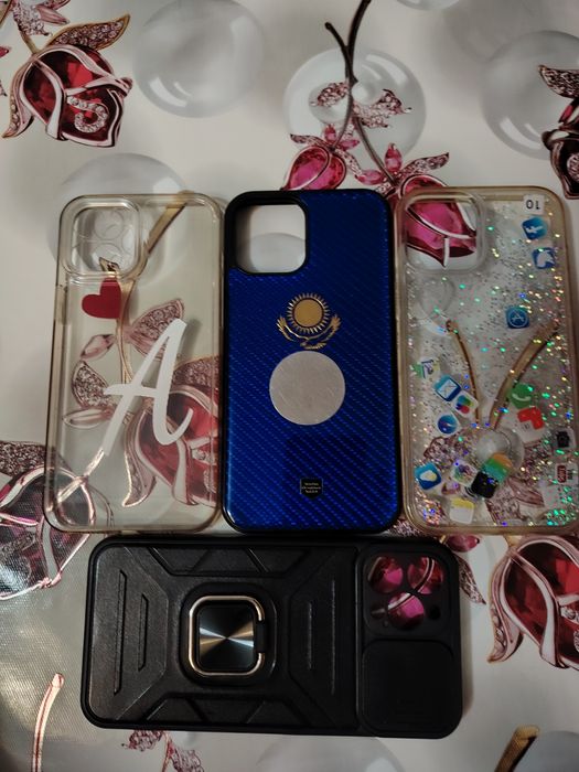 Продам чехлы айфон 12 про мах