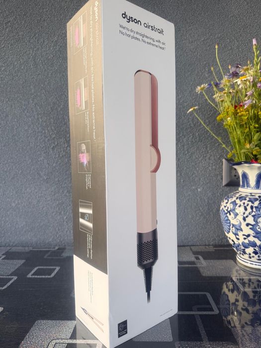 Dyson Airstrait HT01 Nou Sigilat