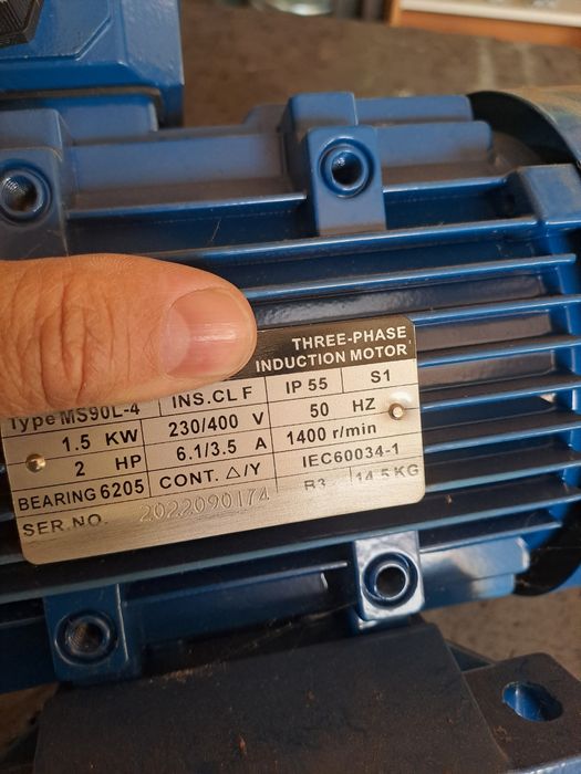 Ел.мотори нови 220волта