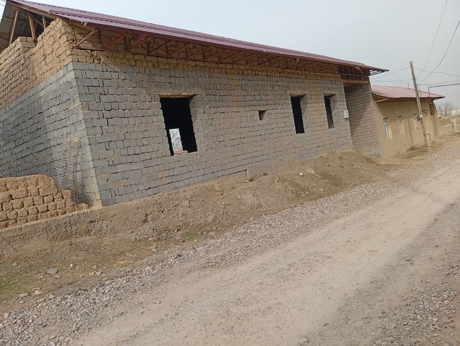 Участка сотилади