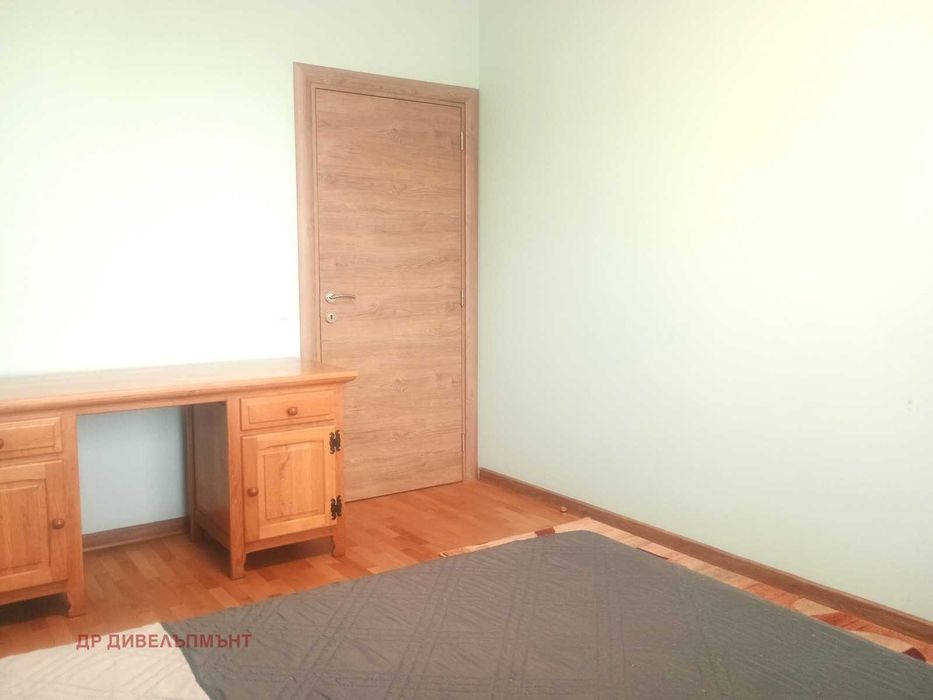 Дава се под наем Двустаен апартамент в София, Център - 74 кв.м за 509.49 € - Снимка #12