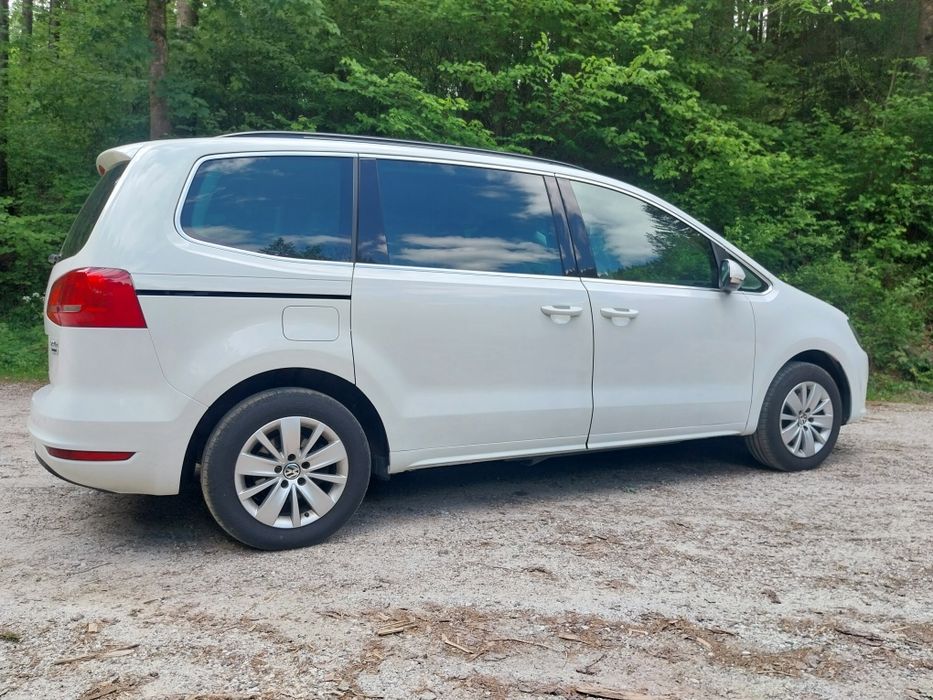Vând vw sharan an  2015