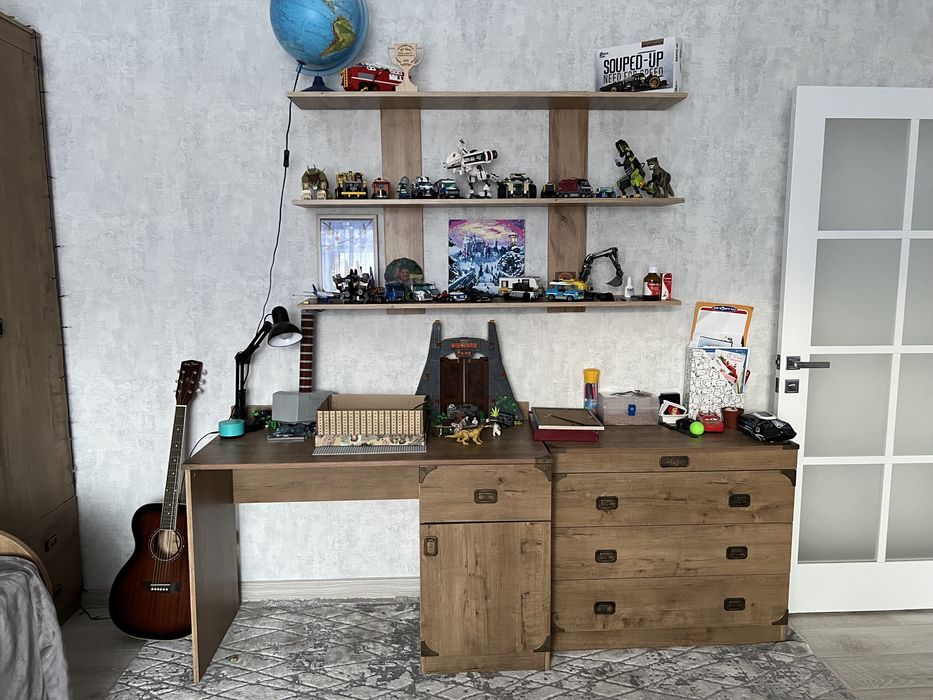 Спальный гарнитур подростковый