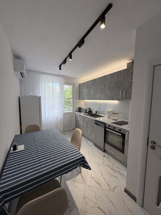 Дава се под наем Двустаен апартамент в Пловдив, Христо Смирненски - 72 кв.м за 484.5 € - Снимка #1