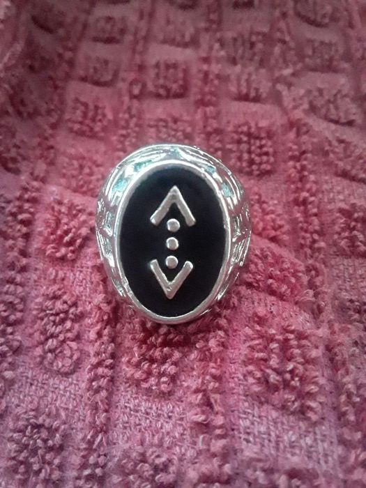 Перстень серебро