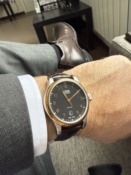 Продам часы Oris Classic Date