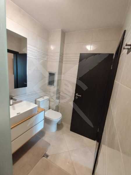 Продава се Многостаен апартамент в Пловдив, Център - 157 кв.м за 3797 €/кв.м - Снимка #4