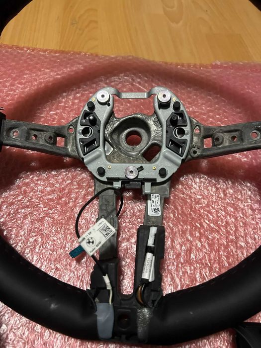 Volan m bmw f01 f02 f06 f07 f10 f11 f12 f13  incalzire vibratii acc