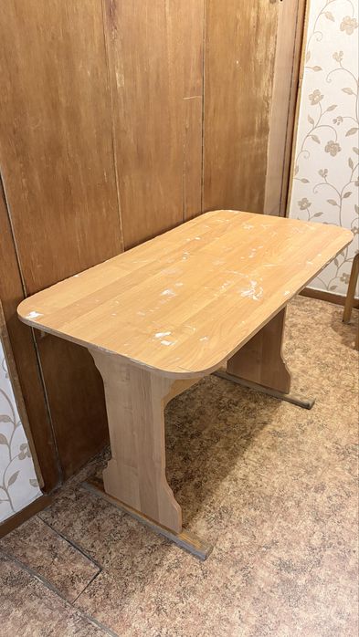 Отдам стол 110*60, самовывоз