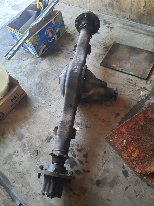 Ось, ступица, мост для прицепа