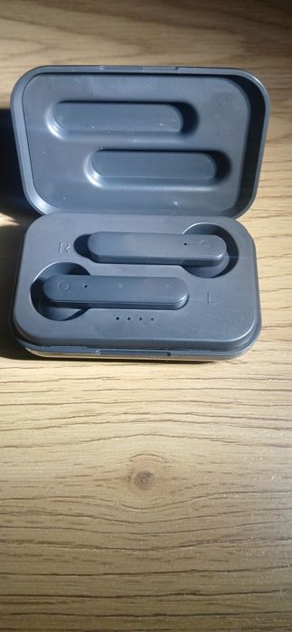 Căști noi de vânzare