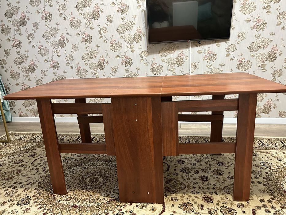 Стол книжка продам