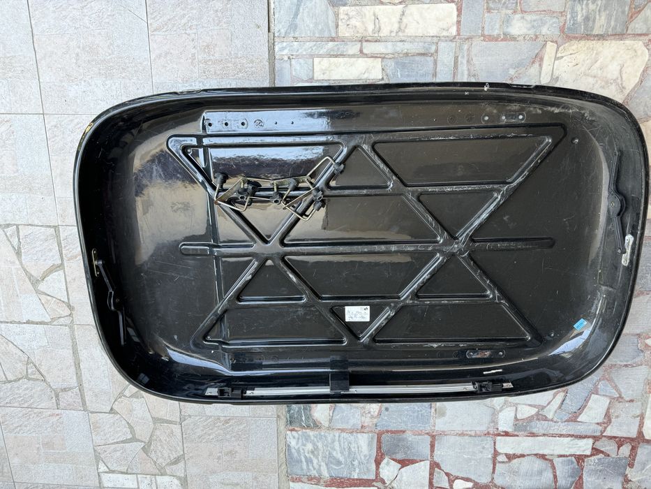 Туристически куфар за автомибил