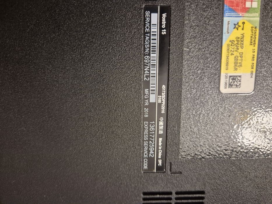 Laptop dell vostro 15 3000 i3