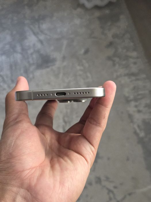iPhone 15 Pro Max в Идеале