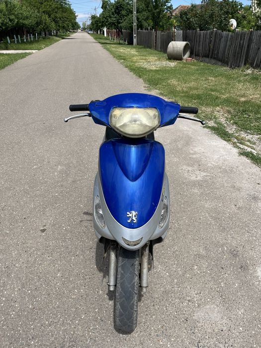 Vand scuter peugeot