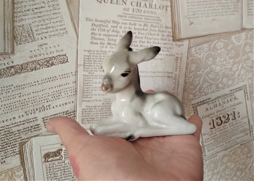 Фарфоровая статуэтка ослик ЛФЗ.