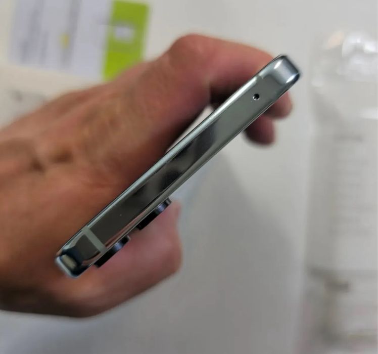 Samsung Z Flip 5 • impecabil • 512 GB • 98% Bateria