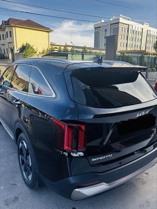 Kia sorento sotiladi. 2025