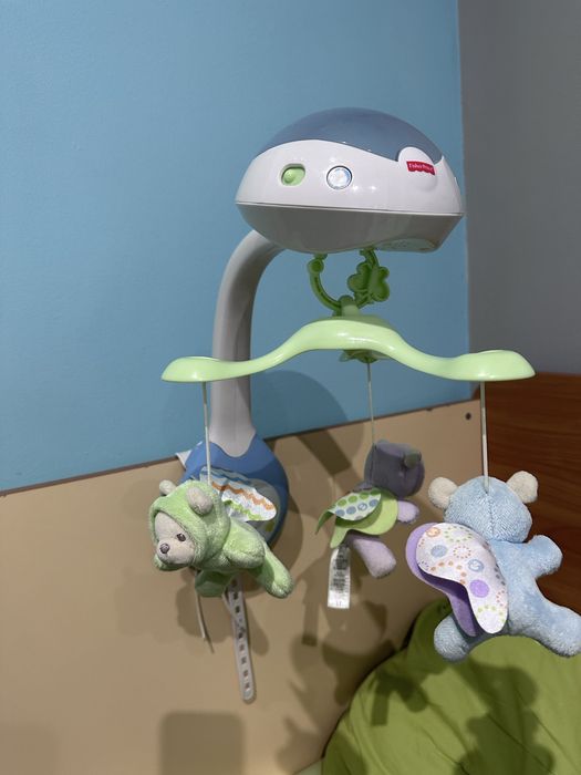 Музикална въртележка Fisher price 3в1 проектор