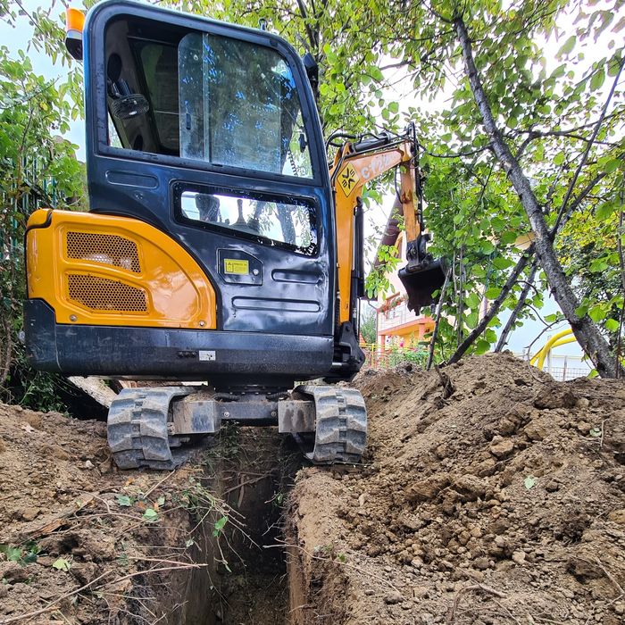 Buldo excavator / utilaje terasamente Brasov - Ghimbav Piatra/nisip..