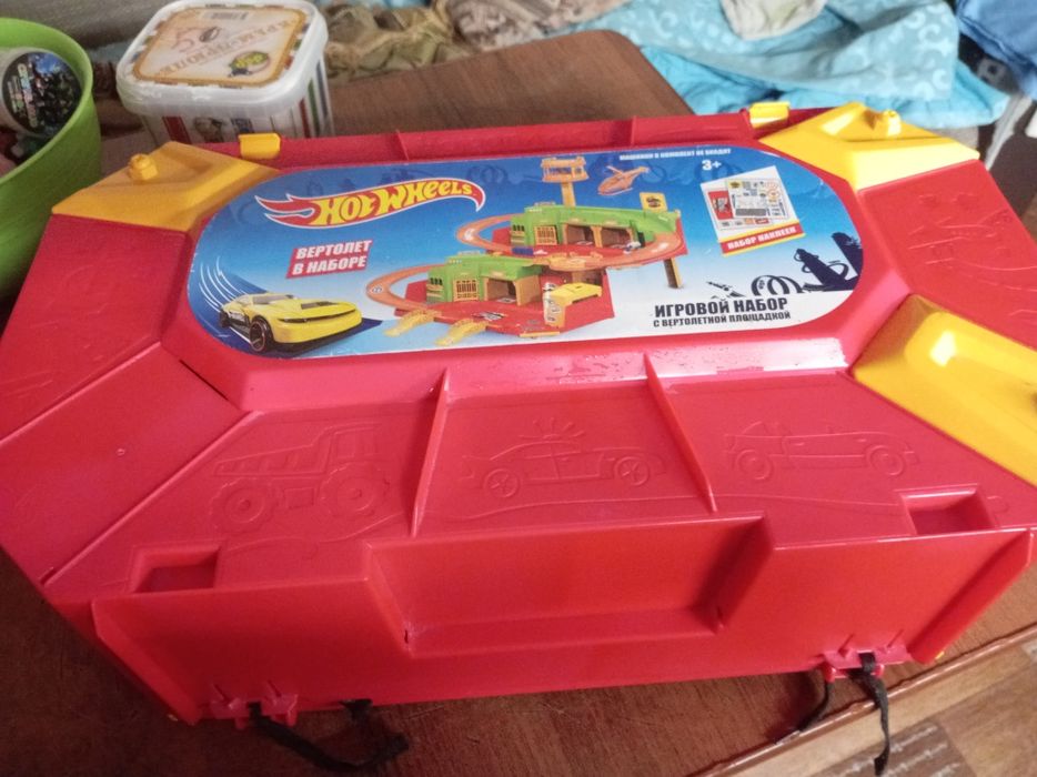 Отдам. Дорога без машинок