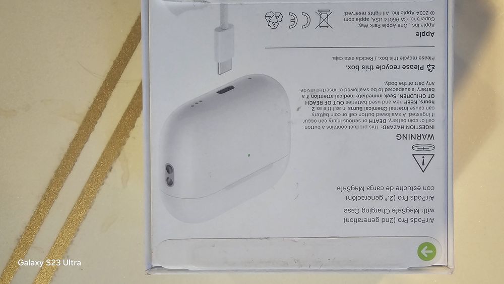 Продавам чисто нови Apple AirPods Pro – не са отваряни, в оригиналната