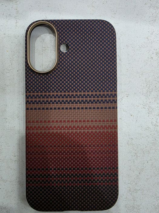 iPhone 17 pitaka чехол