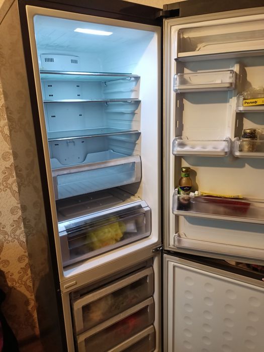 Продам холодильник