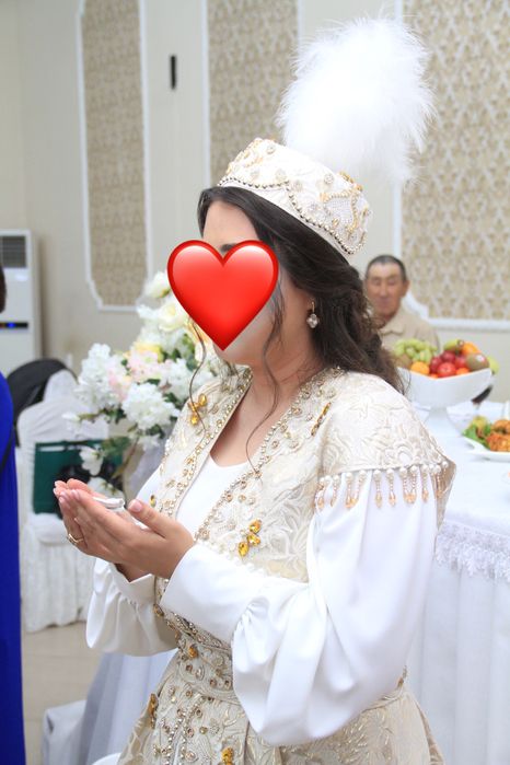 Продам платье на узату