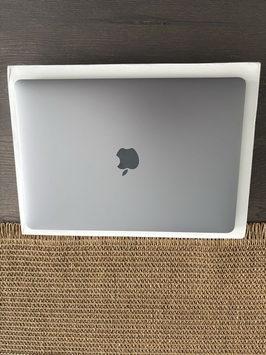 Macbook Pro M1 13,3 inch, 2021 ,512 gb
