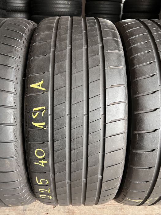 4 anvelope vara 255/35/19 + 225/40/19 , Bridgestone !