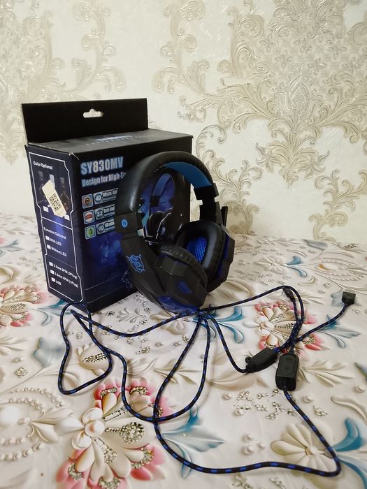 Игровые наушники