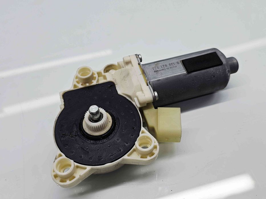 Motoras geam stanga fata Mercedes Clasa CLK (C209) [Fabr 2002-2009] A2