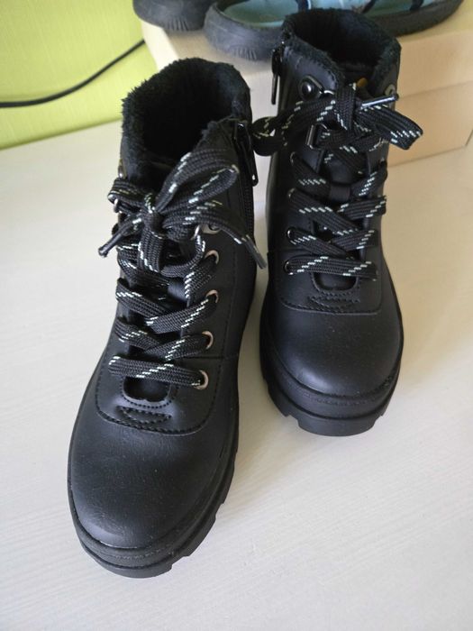 Боти  Н&М + подарък сандали