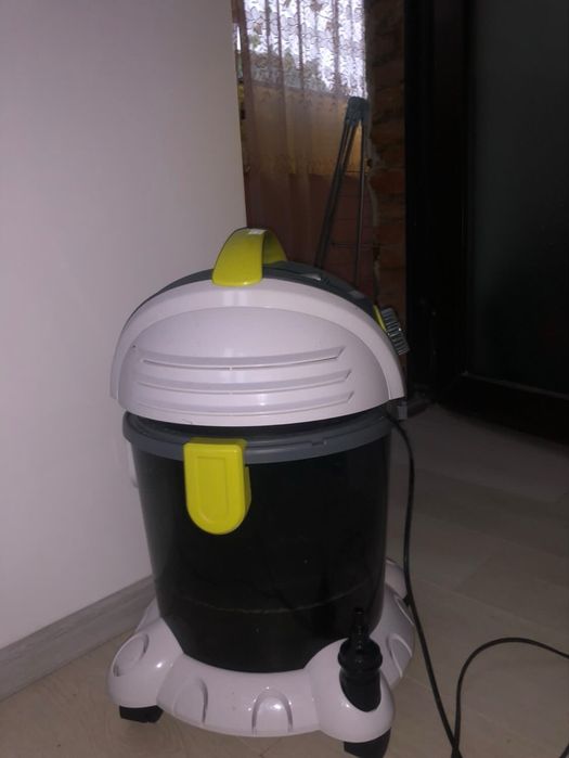 Vand aspirato pe apa