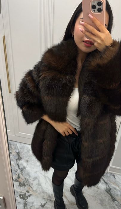 Продам новую шубу под соболь