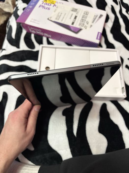 Tabletaă Lenovo Tab 10 Plus