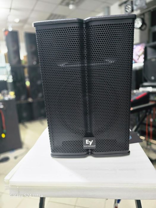 Electro-Voice TX1122 — комплект 2 колонки