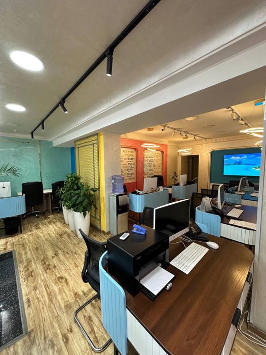 Россия Гостиница Кунаева | 100кв - нежилое помещение вдоль дороги Арен