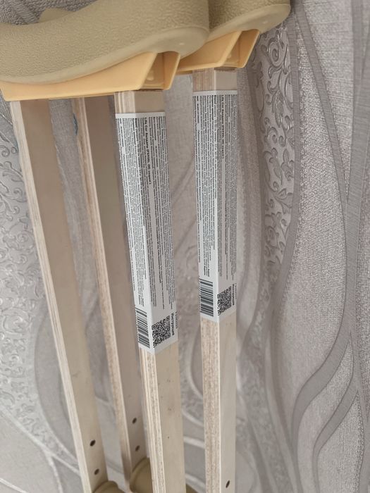 Продам костыли новые