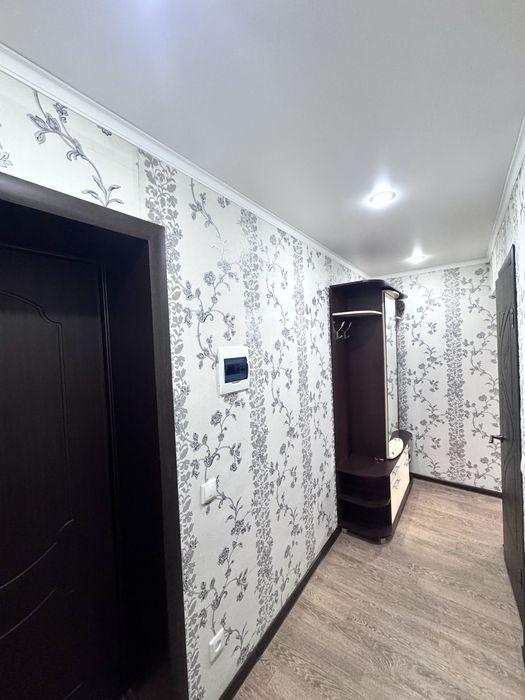 2 комнатная, Космонавтов 3