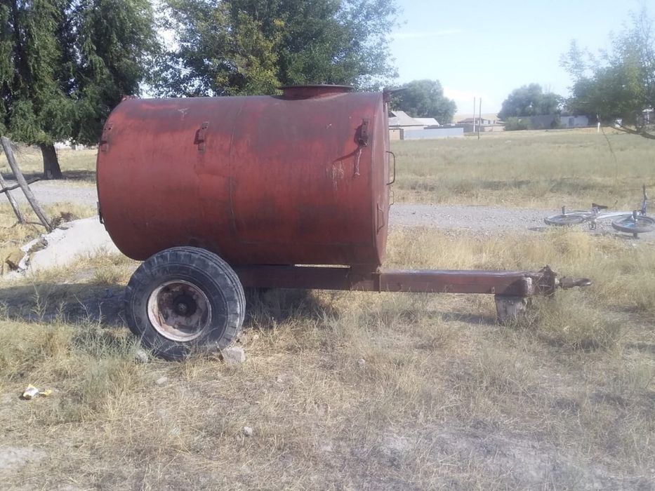 Продам 3 тонны бочку