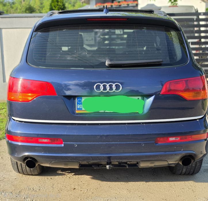 Audi Q7 S line quattro