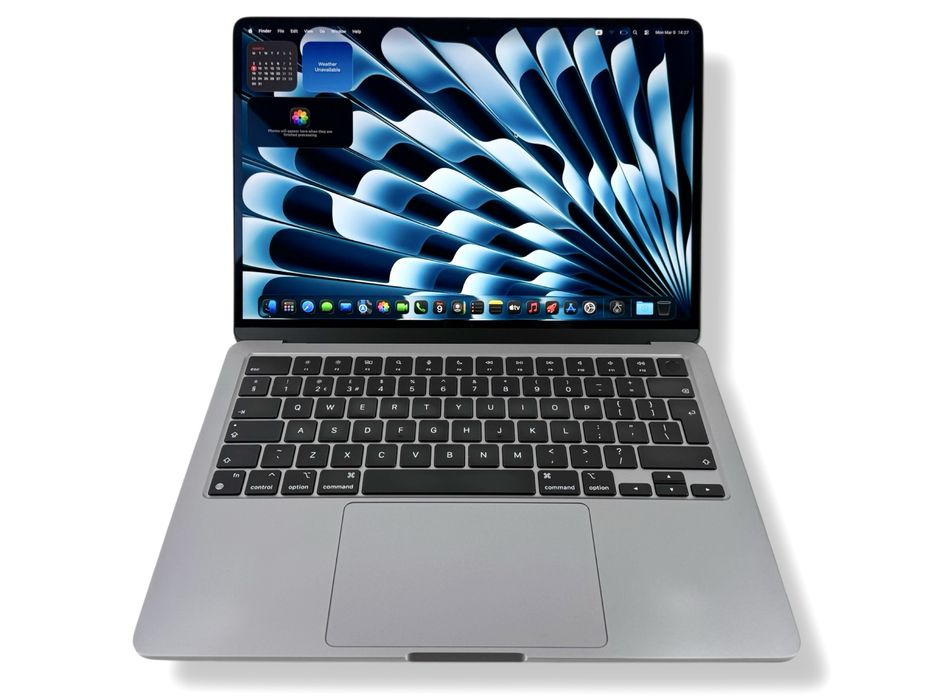 Apple MacBook Air 13 M2 8RAM 256GB Gray 100% Battery! Гаранция!