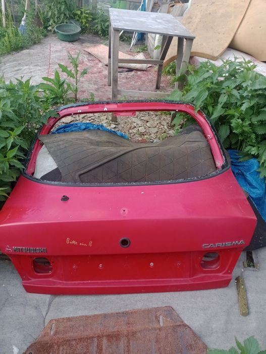 Продам запчасти mitsubishi carisma