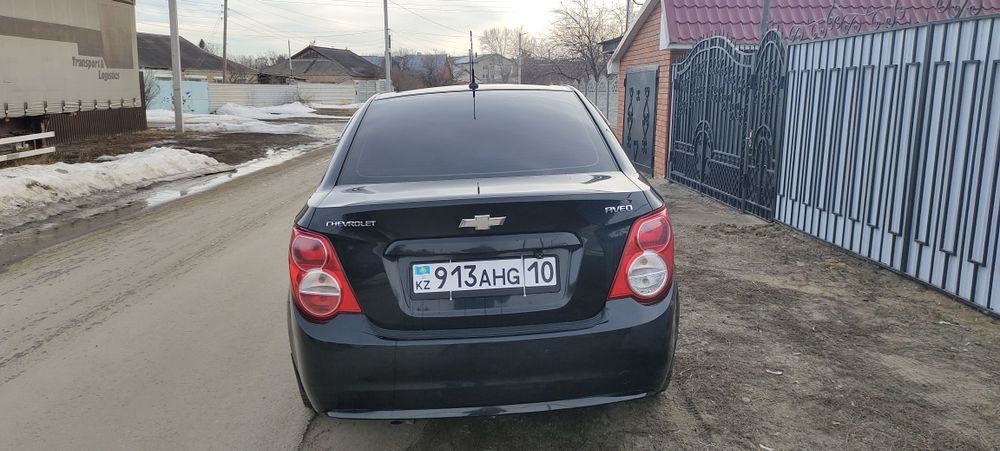 Шевроле Авео 2012