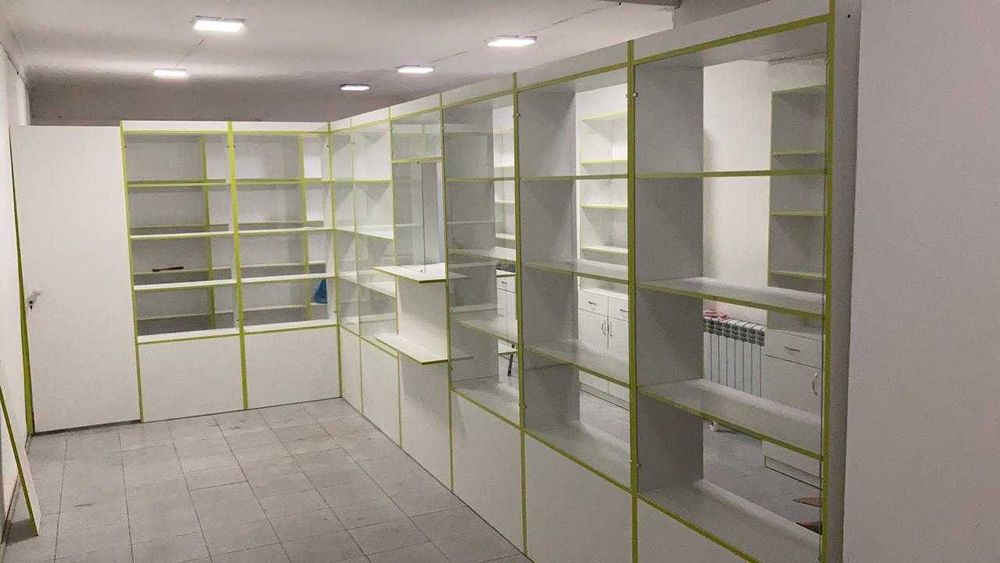 торговое оборудование островок стеклянные витрины для аптеки  на заказ